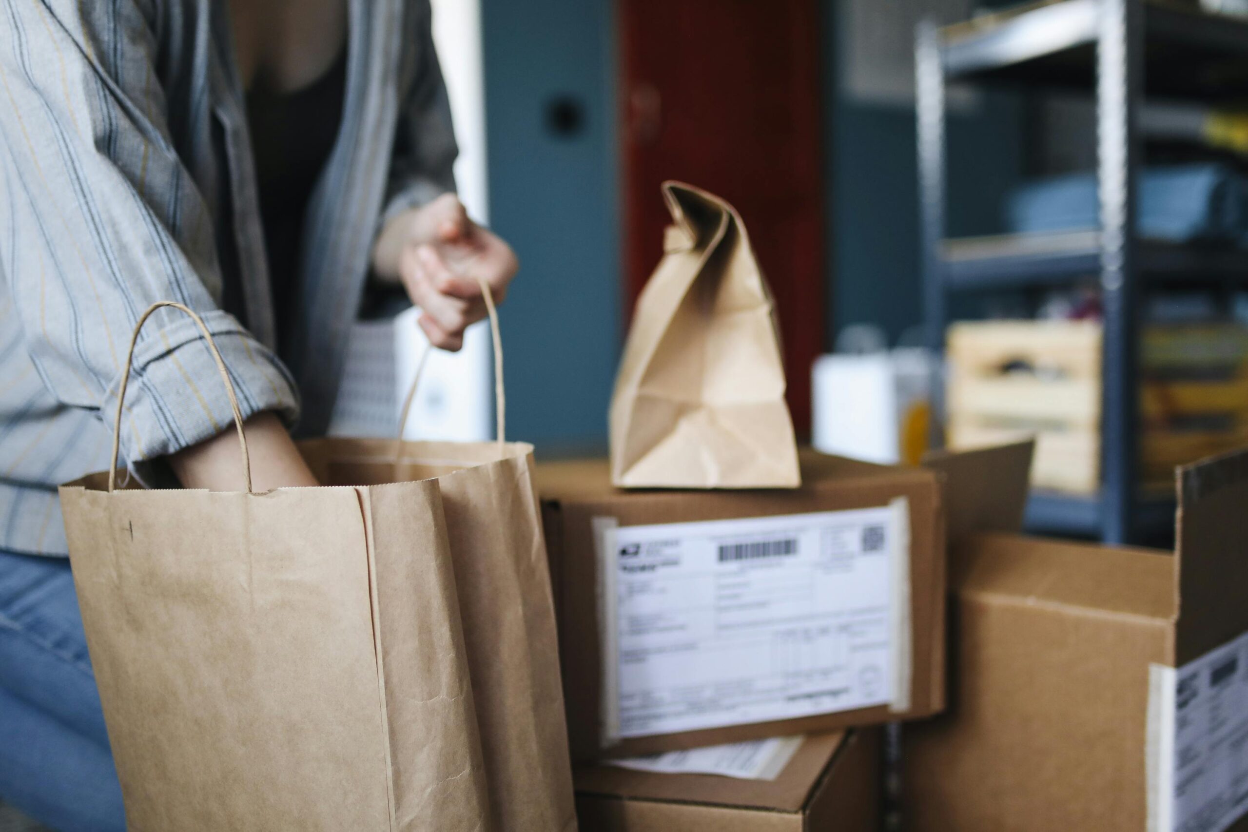 The Evolution of E-Commerce Logistics: How Supply Chain Innovation is Reshaping Online Retail